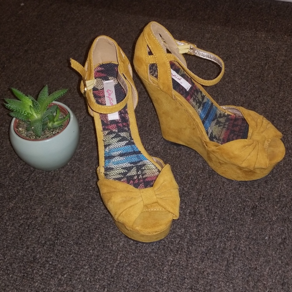 Yellow Suede Wedges 💫